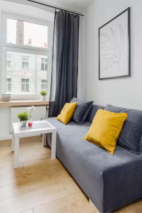Kawalerka W Srodmiesciu 22 Apartment Lodź Bagian luar foto